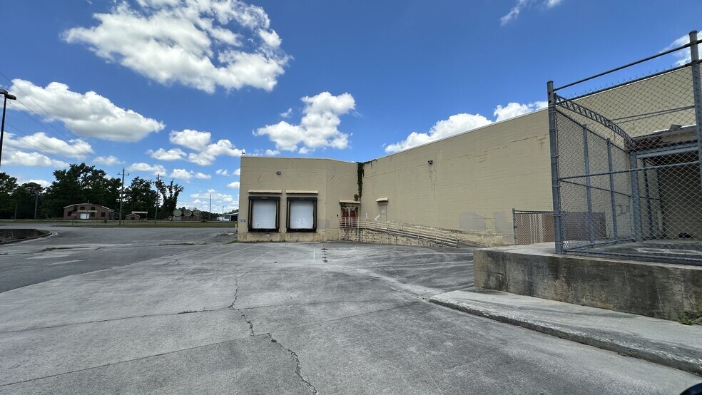 More Photos Of 715 N Norwood St, Wallace Freestanding For Lease