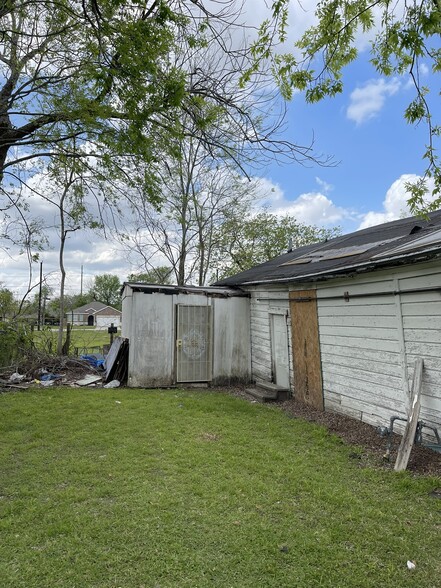 More Photos Of 8536 Scott St, Houston Religious Facility For Sale