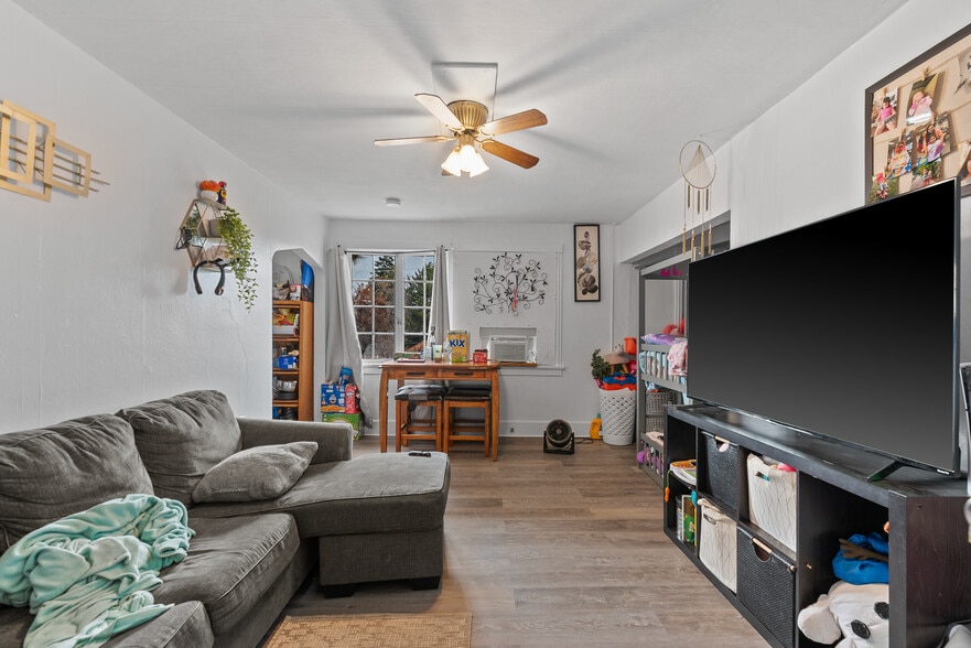 More Photos Of 600 Douglas St, Wenatchee Apartments For Sale