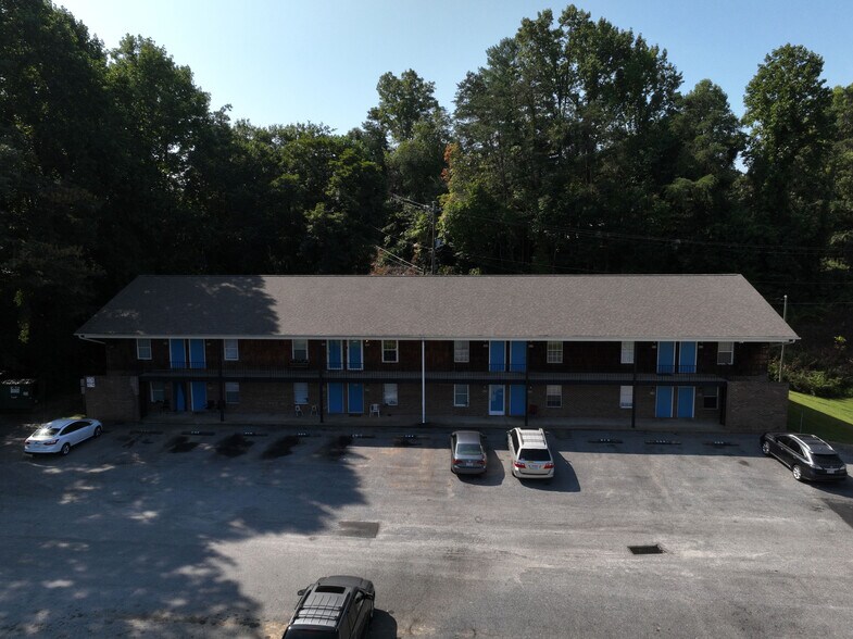 More Photos Of 100 S Kirkland Ave, Elkin Apartments For Sale