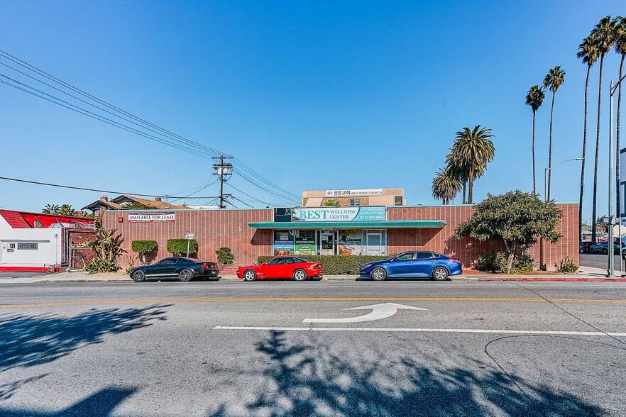More Photos Of 2551 Beverly Blvd, Los Angeles Office For Lease