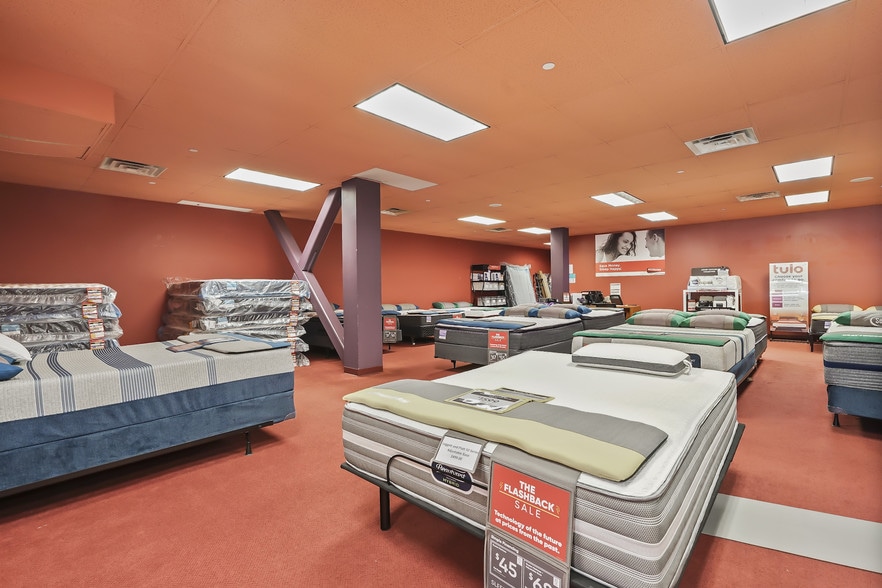 More Photos Of 3538 Junction Blvd, Corona Apartments For Sale