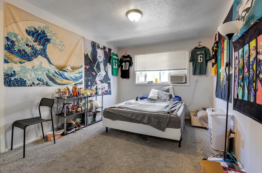 More Photos Of 287-293 S Hoyt St, Lakewood Apartments For Sale