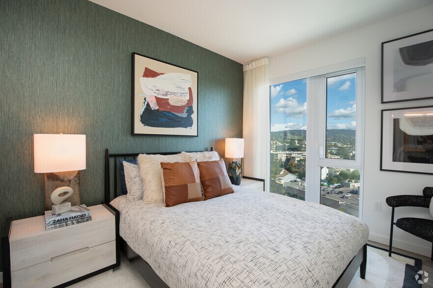 More Photos Of 300 24th St, Oakland Multifamily For Sale