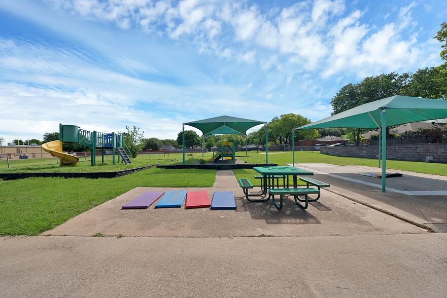 More Photos Of 130 S Moore Rd, Coppell Daycare Center For Sale