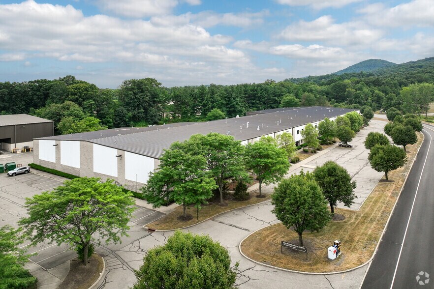 More Photos Of 210 West Parkway, Pompton Plains Light Distribution For Lease