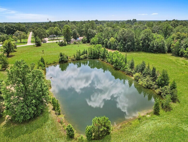 More Photos Of 11304 Fostoria Rd, Cleveland Land For Sale