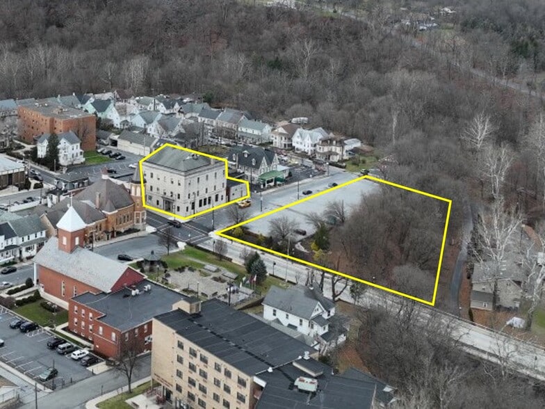 More Photos Of 518 Main St, Slatington Bank For Sale