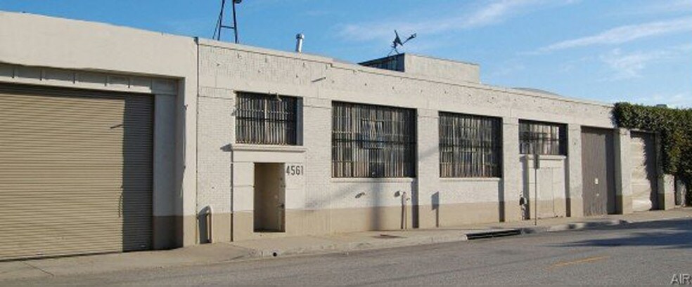 More Photos Of 4515-4561 E 48th St, Vernon Warehouse For Lease