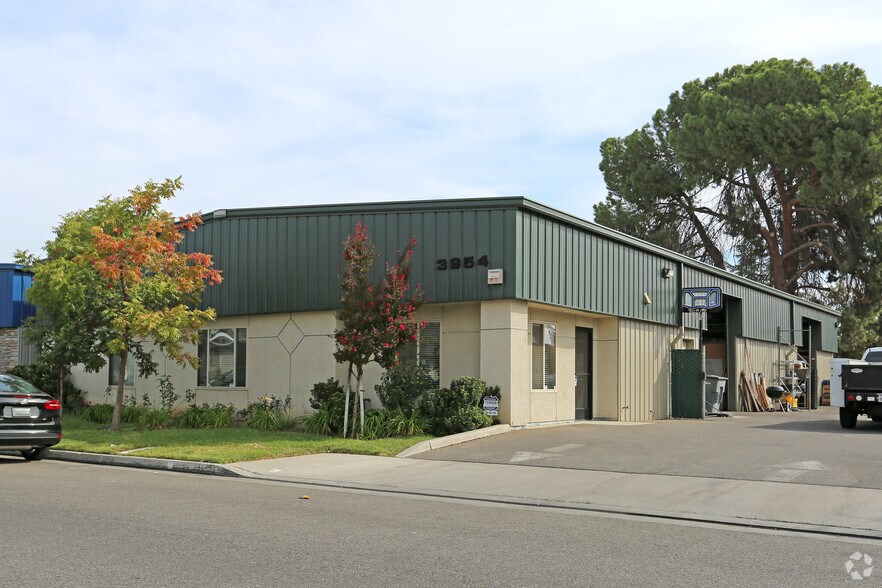 More Photos Of 3954 N Ann Ave, Fresno Warehouse For Lease