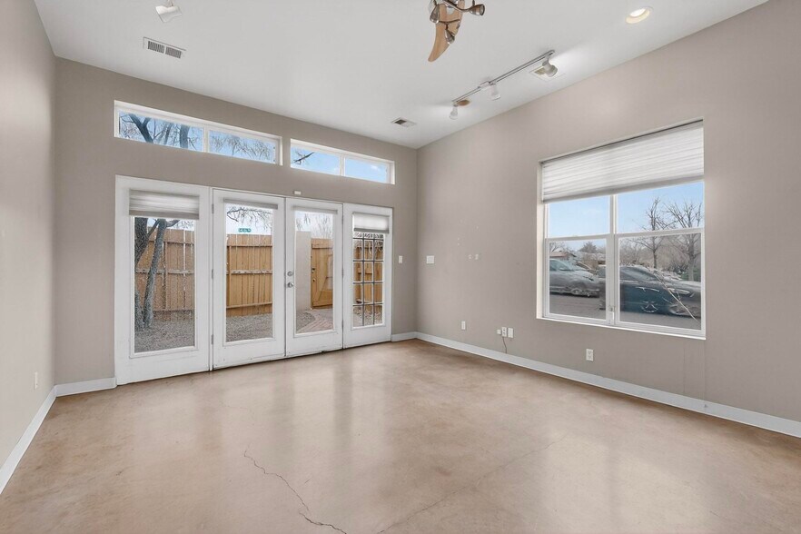 More Photos Of 501-505 14th St NW, Albuquerque Office Residential For Lease