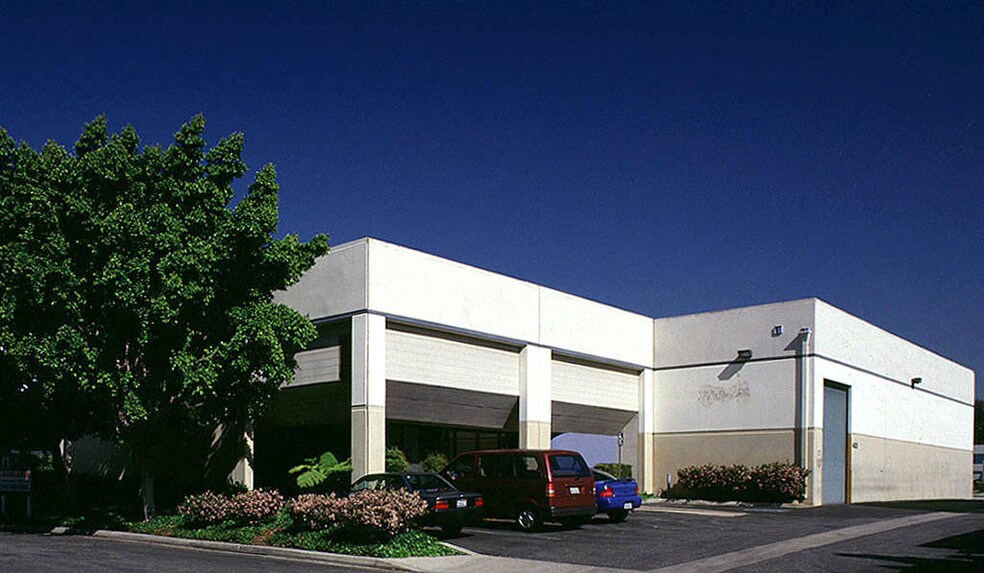 More Photos Of 6325 Alondra Blvd, Paramount Warehouse For Lease