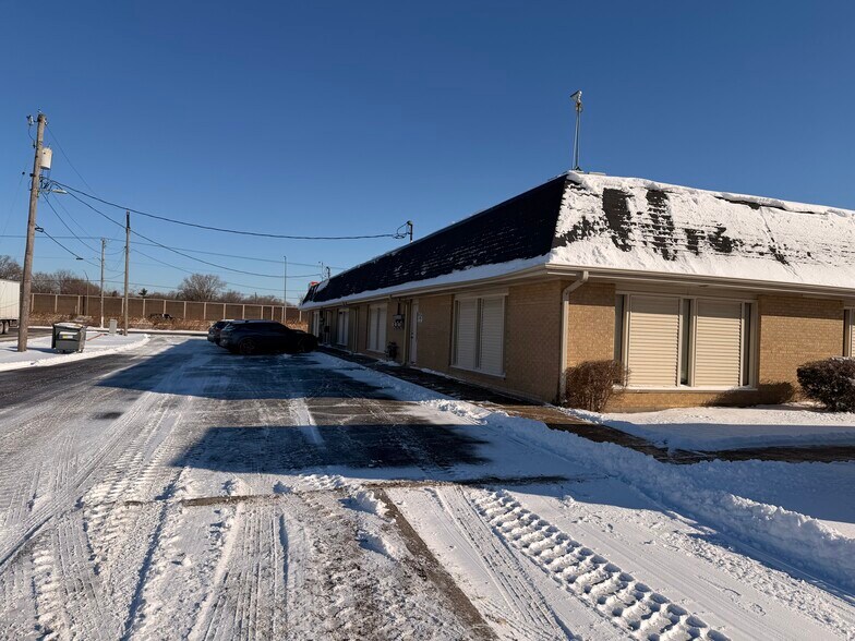 More Photos Of 3680 179th St, Hammond Office For Sale