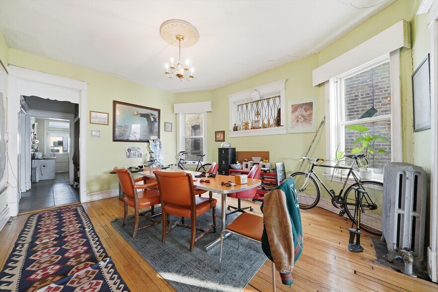 More Photos Of 3136 W Logan Blvd, Chicago Multifamily For Sale