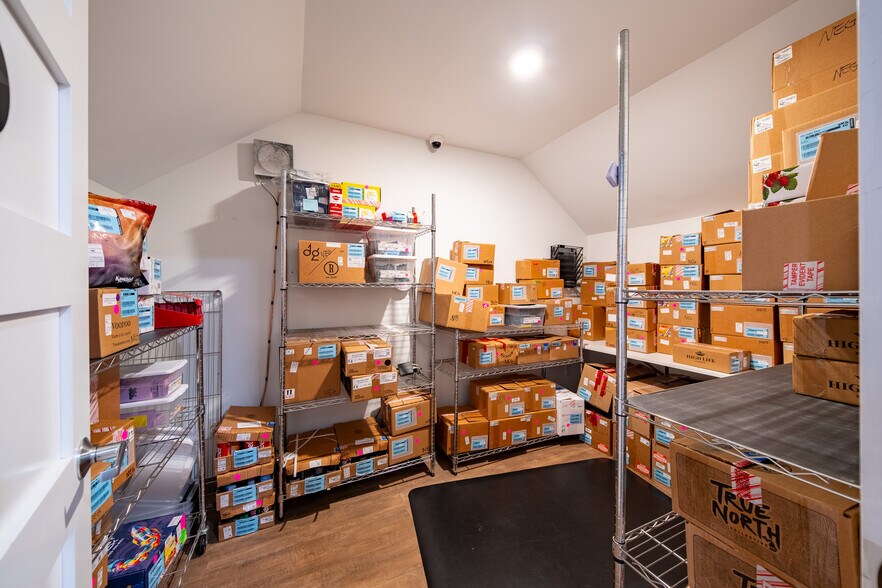 More Photos Of 162 Heritage Dr, Negaunee Freestanding For Sale