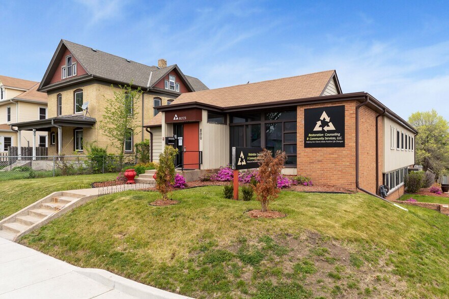 More Photos Of 800 N 42nd Ave, Minneapolis Medical For Lease