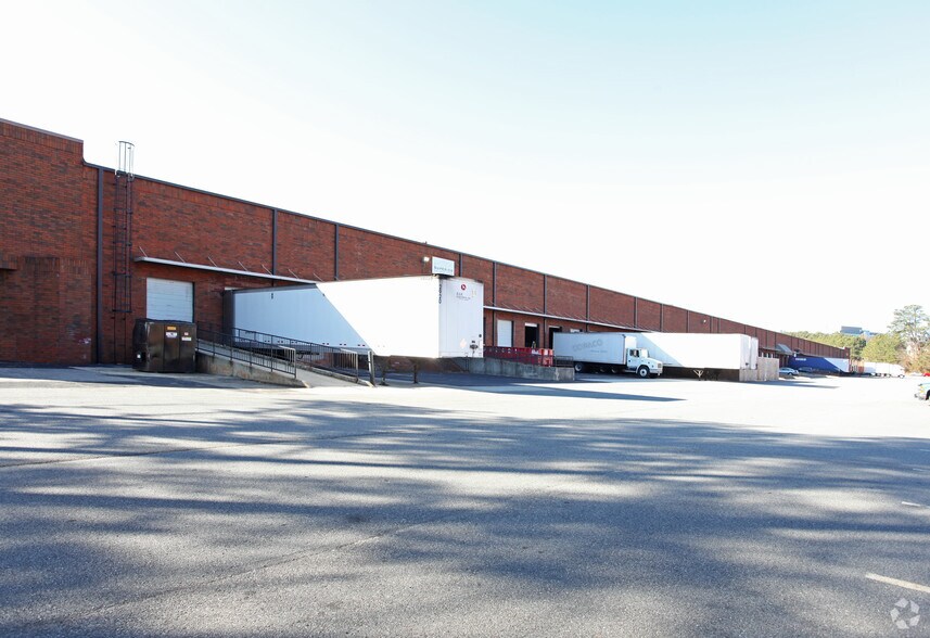 More Photos Of 625 Old Norcross Rd, Lawrenceville Warehouse For Lease