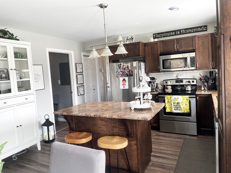 More Photos Of 2 Meadow Ln, Sackville Apartments For Sale