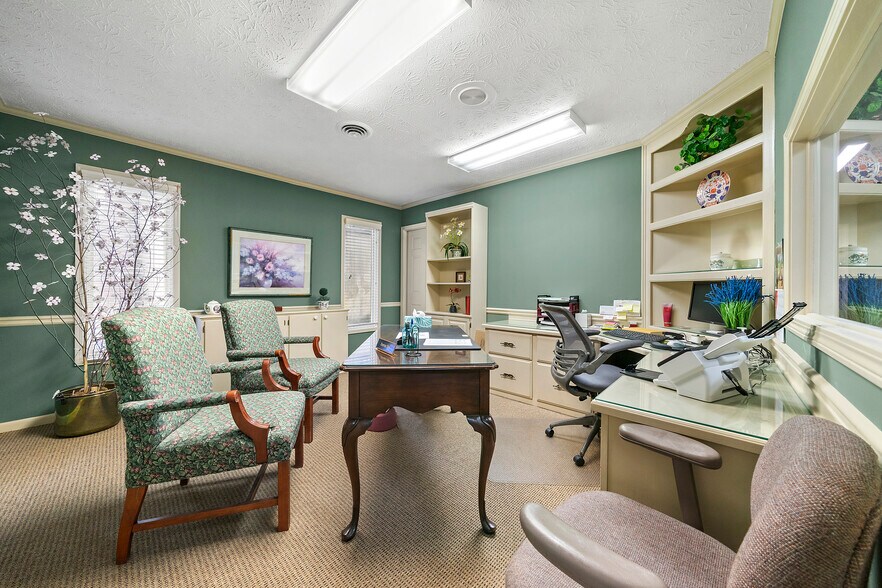 More Photos Of 125-145 E Georgia Ave, Fayetteville Freestanding For Sale