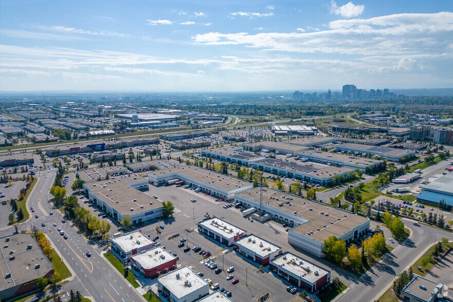 More Photos Of 2150 29th St NE, Calgary Warehouse For Lease