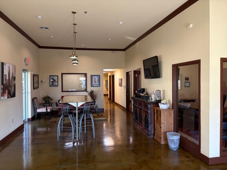 More Photos Of 7250 Red Bug Lake Rd, Oviedo Office For Sale