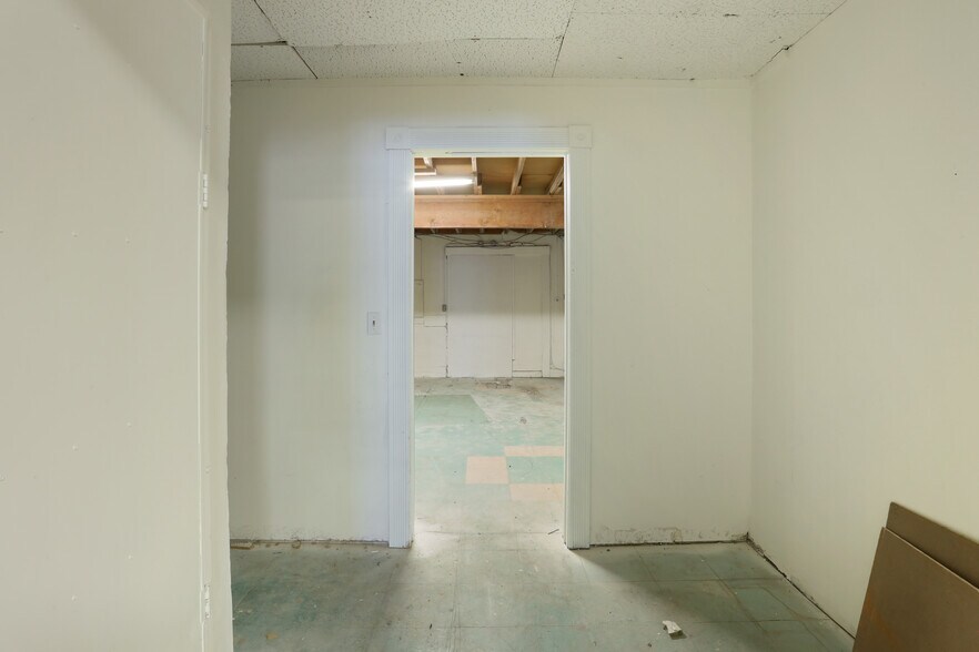 More Photos Of 338-340 N California St, Stockton Storefront For Lease