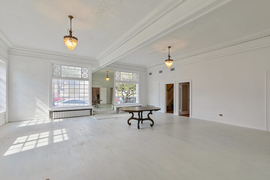 More Photos Of 2500 E Marshall St, Richmond Office For Sale