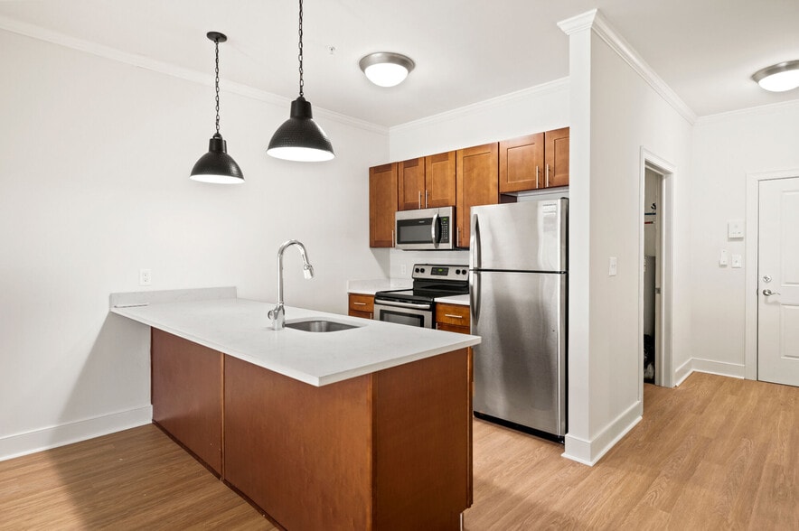 More Photos Of 77A Excelsior Ave, Saratoga Springs Apartments For Lease