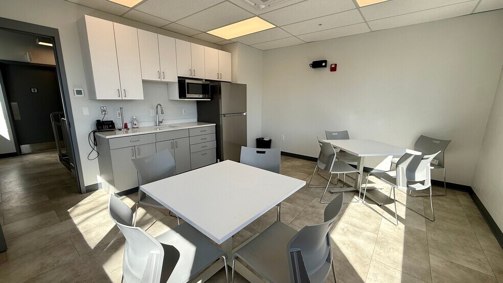 More Photos Of 623 Main St, Tewksbury Auto Dealership For Sale