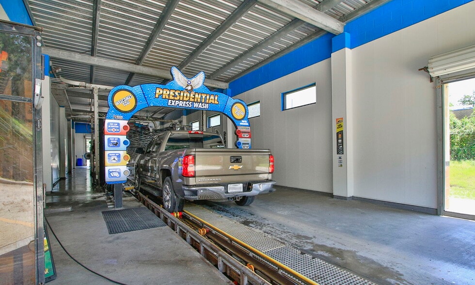 More Photos Of 12111 Cypress North Houston Rd, Cypress Carwash For Sale