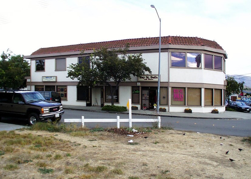 More Photos Of 4127 Bay St, Fremont Office For Lease