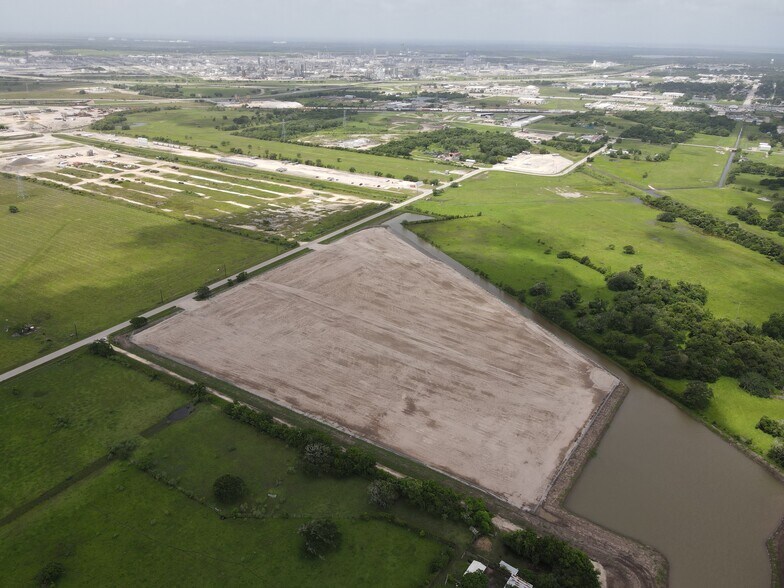 More Photos Of Hwy 227A & 434 Hwy, Freeport Land For Lease