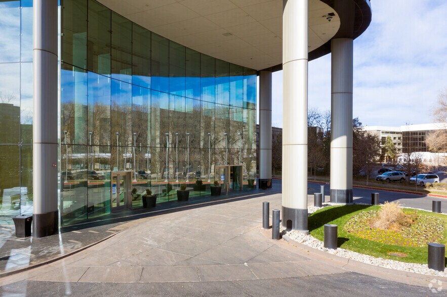 More Photos Of 5075 S Syracuse St, Denver Office For Lease