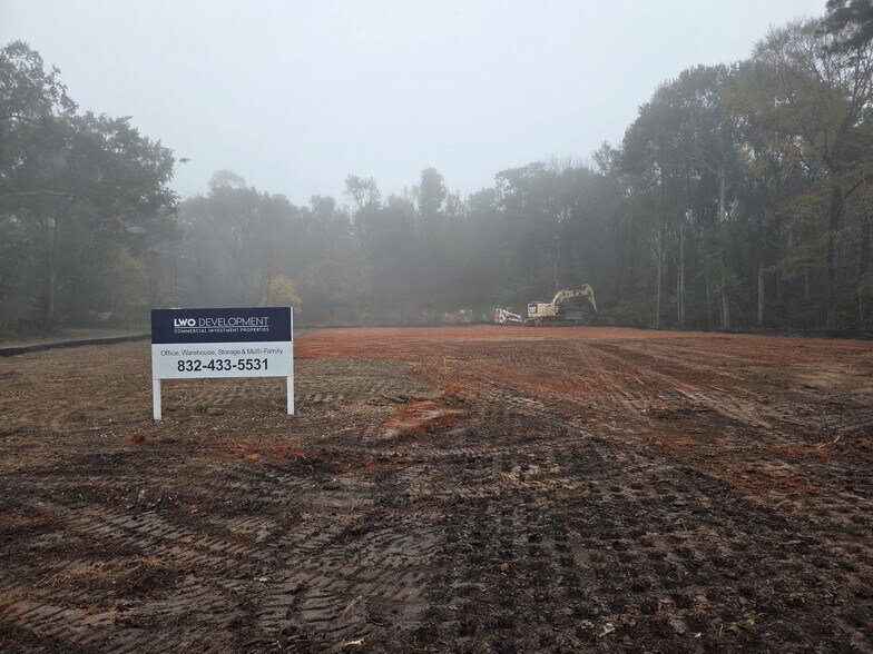 More Photos Of 139 Wade Cir W, Conroe Industrial For Sale