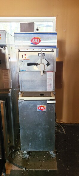 More Photos Of 14417 S L-56d, Brady Convenience Store For Sale