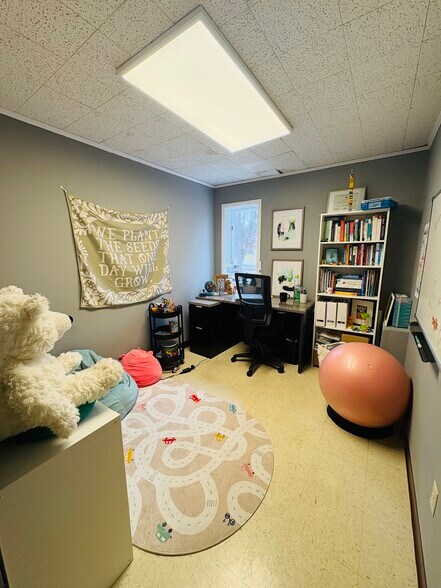 More Photos Of 304 Hoffman St, Elmira Office For Sale