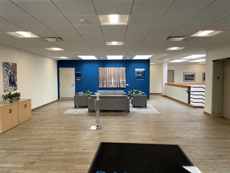 More Photos Of 73 Sand Pit Rd, Danbury Medical For Lease