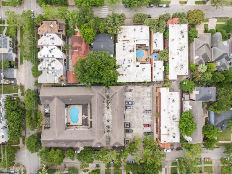 More Photos Of , Houston Multifamily For Sale