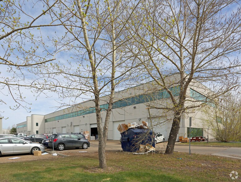 More Photos Of 3104-3160 Parsons Rd NW, Edmonton Office Residential For Sale