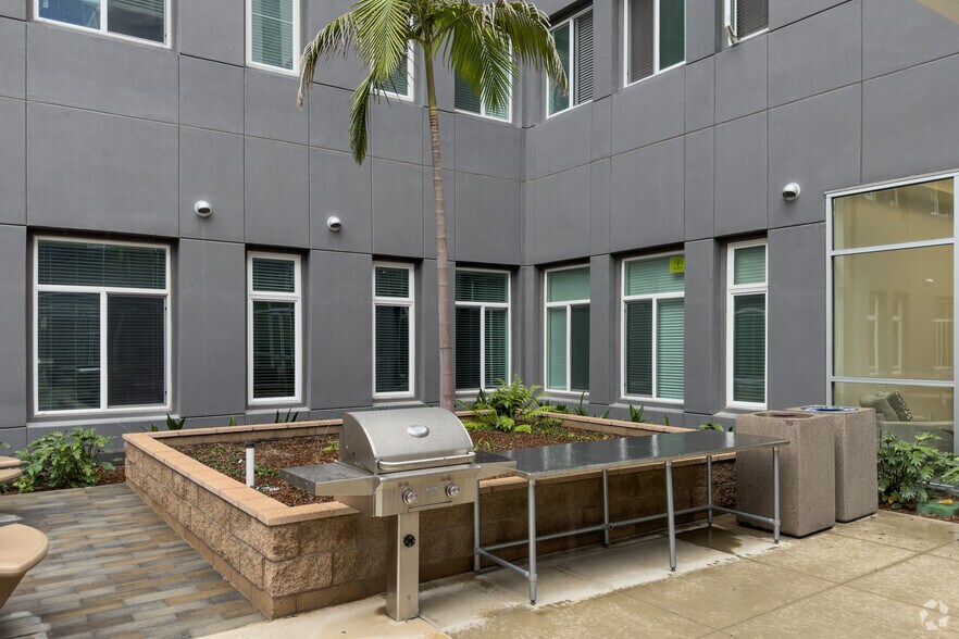 More Photos Of 10028-10082 Garden Grove Blvd, Garden Grove Apartments For Lease