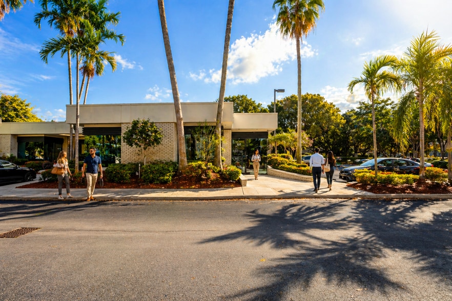 More Photos Of 7061 Cypress Rd, Plantation Medical For Sale