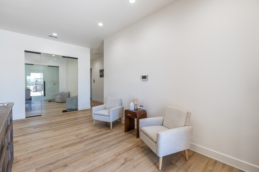 More Photos Of 1804 Denali Dr, Abilene Office For Sale