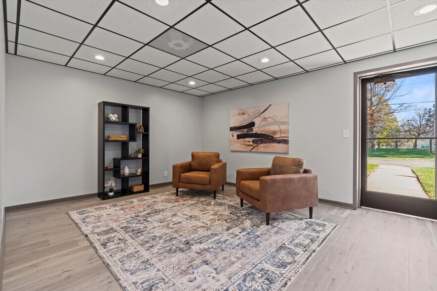 More Photos Of 502 W Markey Rd, Belton Medical For Lease