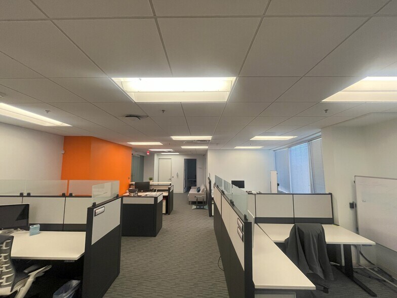More Photos Of 1860 N 95th Ln, Phoenix Office For Lease