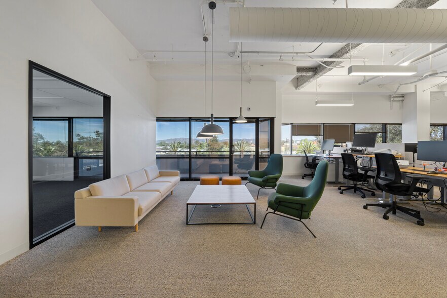 More Photos Of 2850 Ocean Park Blvd, Santa Monica Office For Lease