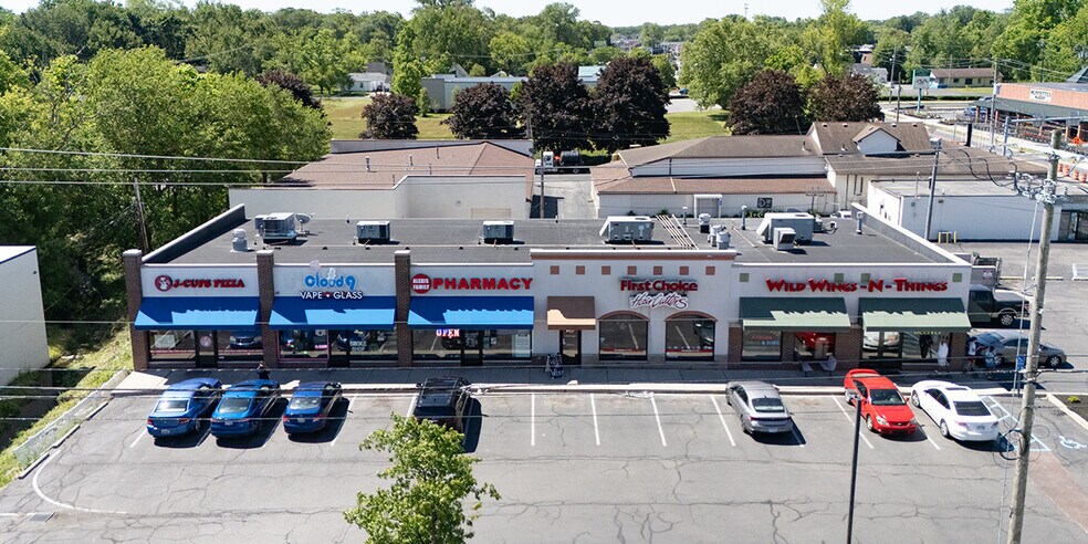 Primary Photo Of 3265 W Alexis Rd, Toledo Unknown For Lease