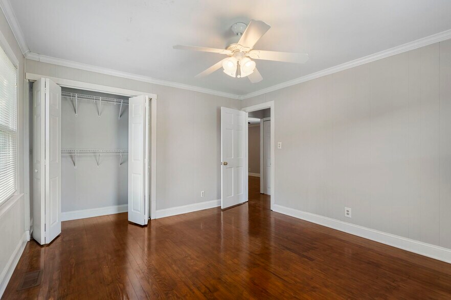 More Photos Of 120 Maybelle St, Cartersville Office For Sale