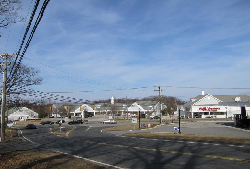 More Photos Of 292 Spielman Hwy, Burlington Freestanding For Lease