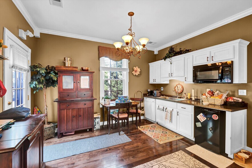 More Photos Of 110 Holy Cross Rd, Loretto Hospitality For Sale