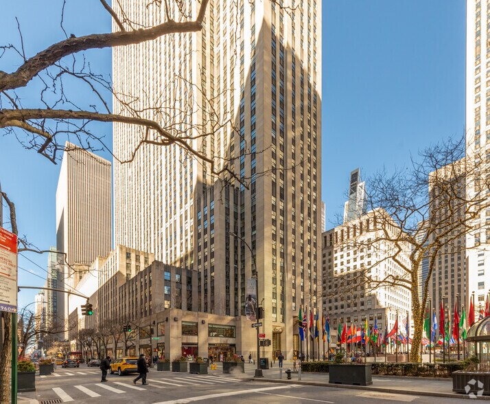 More Photos Of 30 Rockefeller Plaza, New York Office For Lease